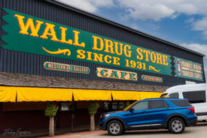 Building, Store, cars, sidewalk, sky